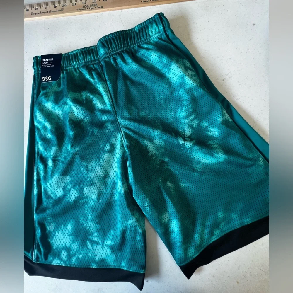 DSG BASKETBALL SHORT BOYS LARGE TEAL SURF TIE DYE W/SOLID TEAL INSET ON SIDES